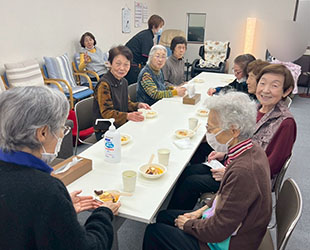 たまちの運動場での活動の様子