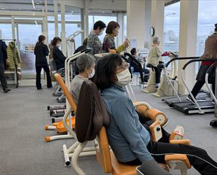 たまちの運動場での活動の様子